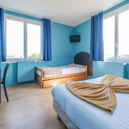 Du Port Hotel 2*