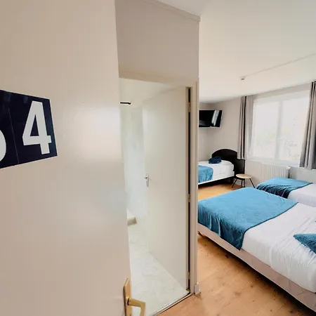 Du Port Hotel 2*