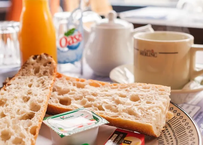 Du Port 2* Les Sables-dʼOlonne