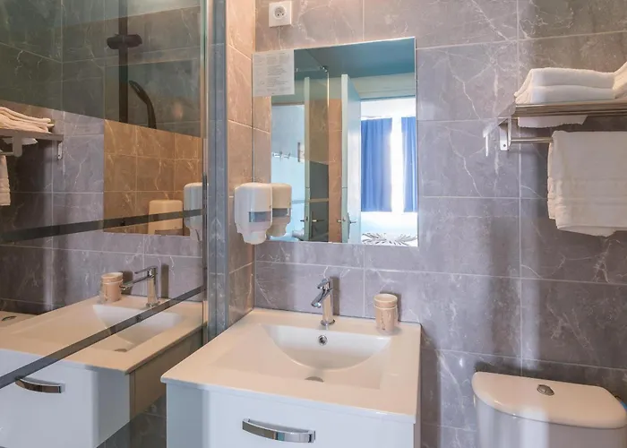 Hotel Du Port Les Sables-dʼOlonne